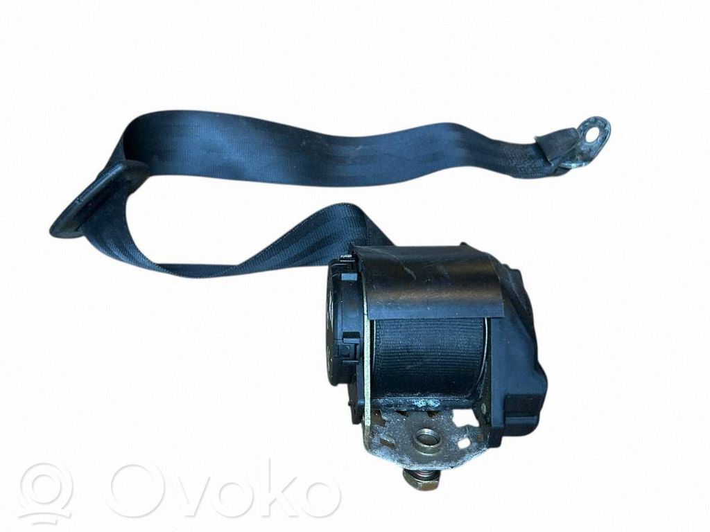 Audi A4 S4 B5 8D Takaistuimen turvavyö 