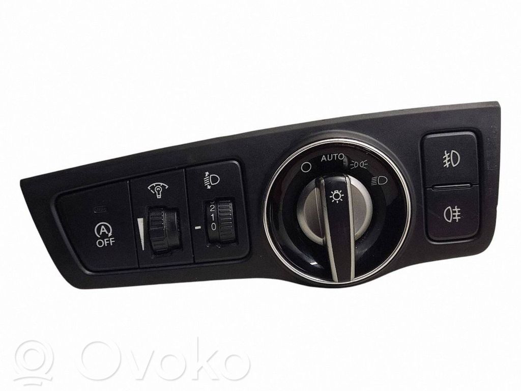 Hyundai i40 Valokatkaisija