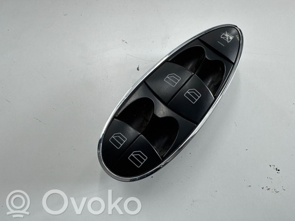 Mercedes-Benz E W211 Przyciski szyb