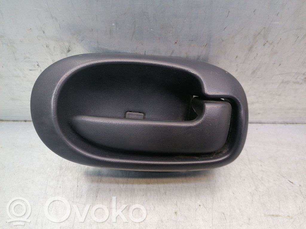 Manecilla interna puerta trasera   SR7892