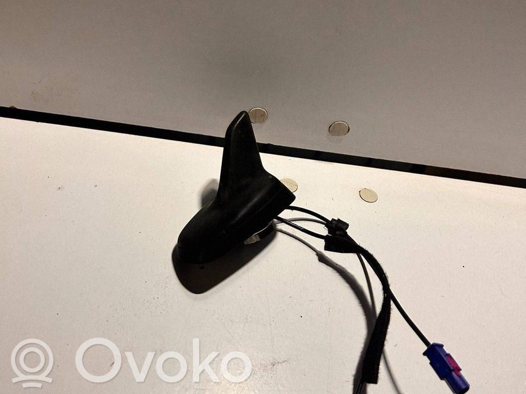 Audi A4 S4 B8 8K Antenna autoradio