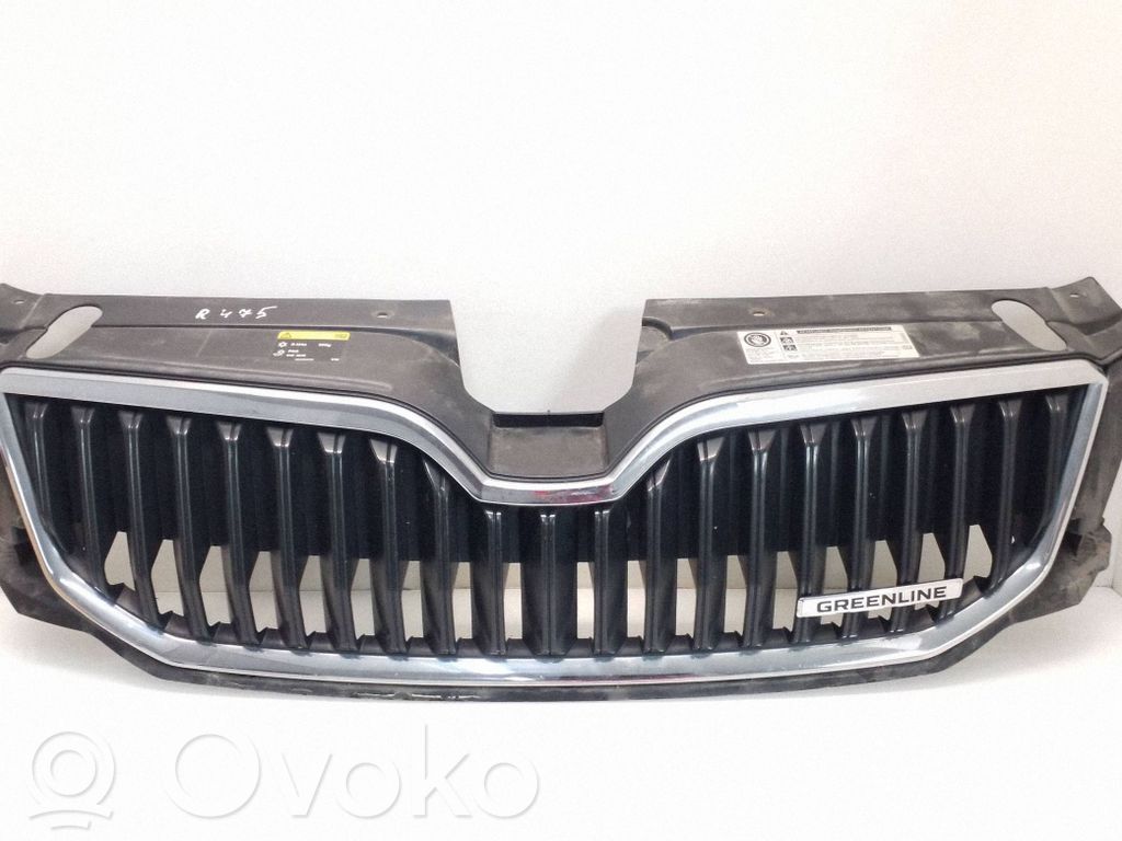 Skoda Octavia Mk3 (5E) Grille calandre supérieure de pare-chocs avant