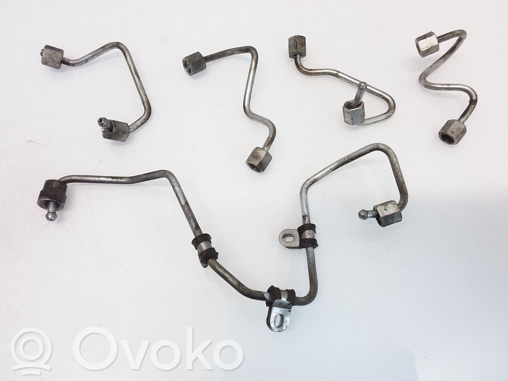 Audi A4 S4 B8 8K Tuyau d'alimentation d'injecteur de carburant 