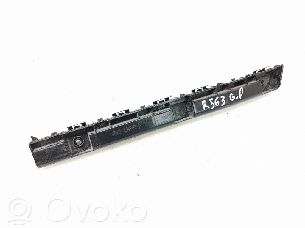 Nissan Qashqai Uchwyt / Mocowanie zderzaka tylnego