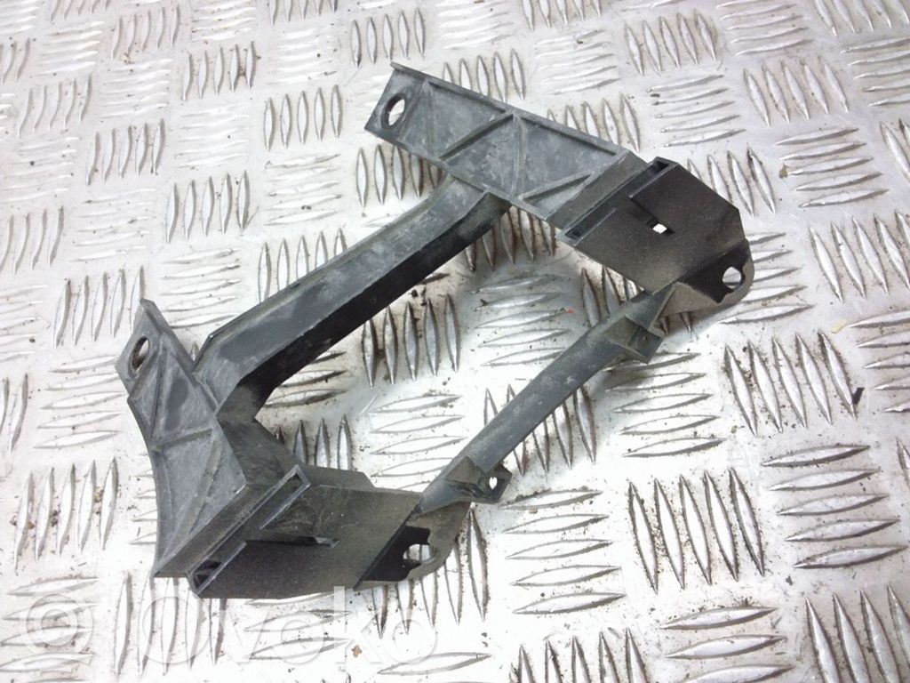 Volkswagen Transporter - Caravelle T5 Support phare frontale