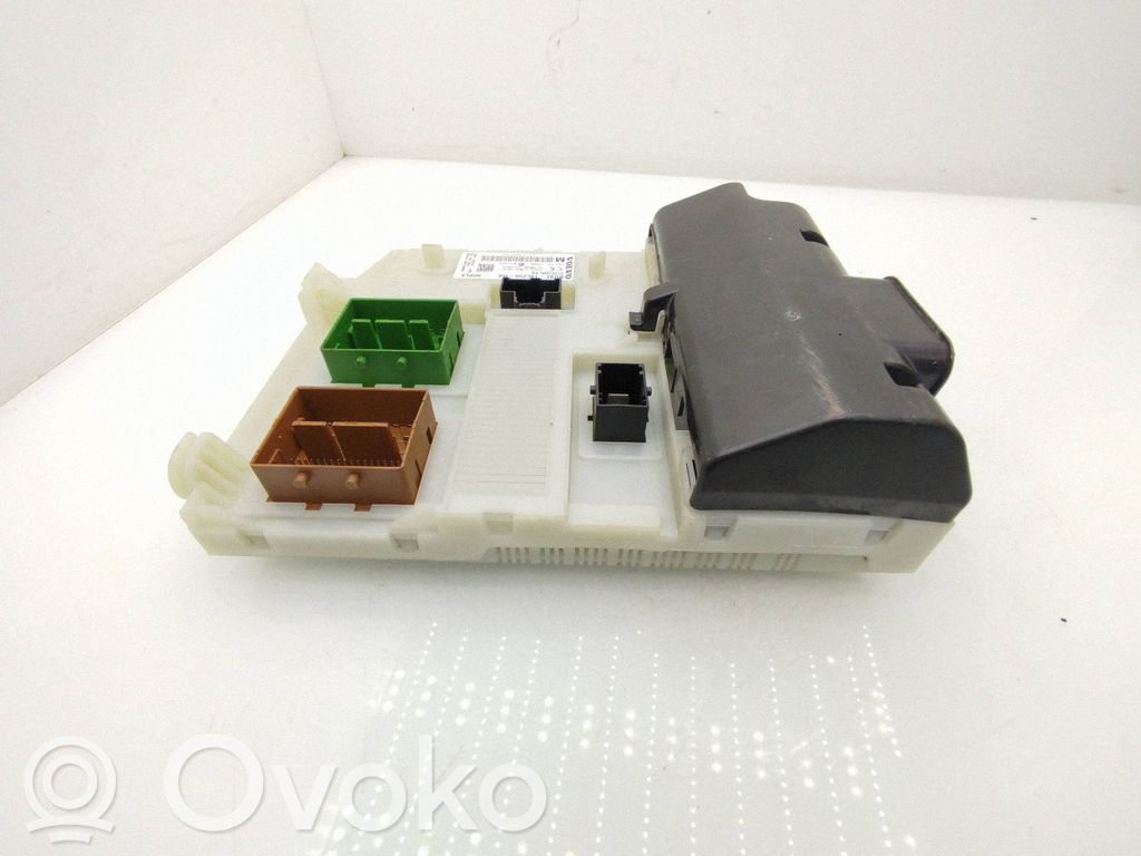 Volvo V60 Modul siguranțe 