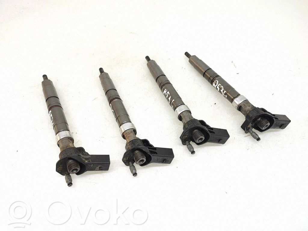 Volkswagen Transporter - Caravelle T5 Set injectoare combustibil 