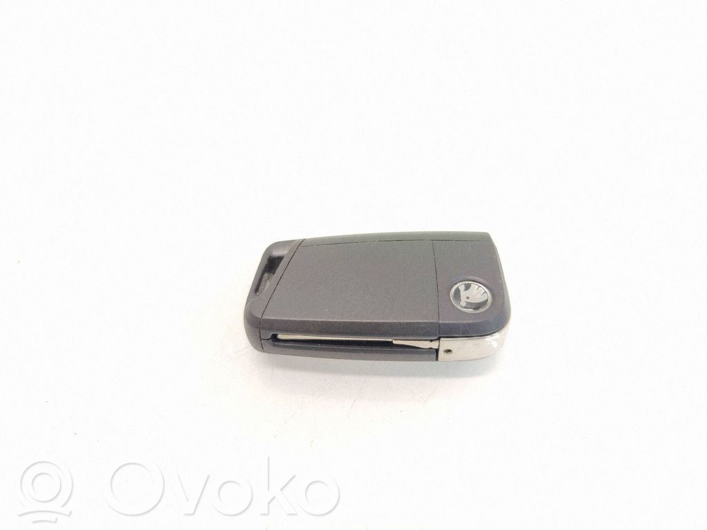 Virta-avain/kortti   5E0959752K