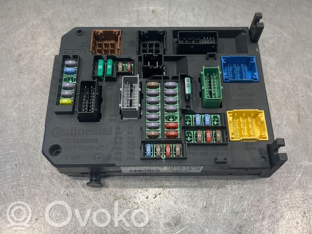 Citroen C4 II Sulakemoduuli 