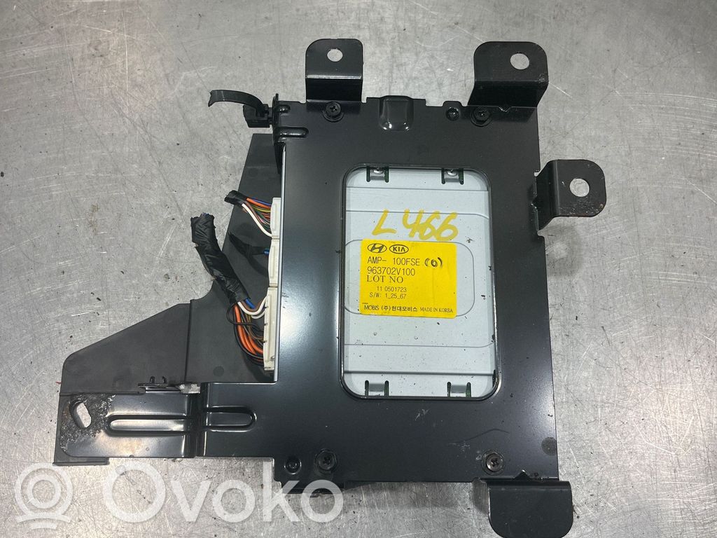 Hyundai Veloster Amplificator antenă aeriană 