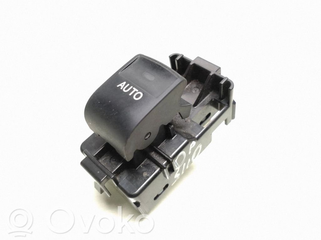 Toyota Auris E180 Interrupteur commade lève-vitre