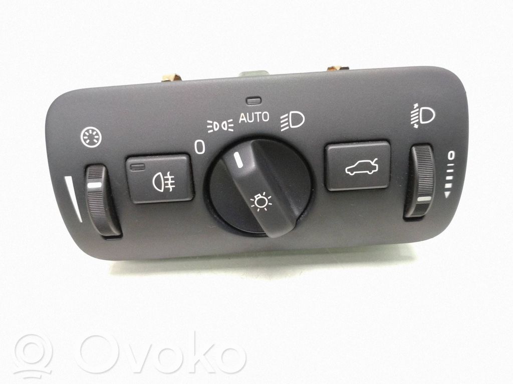 Volvo V40 Przełącznik świateł