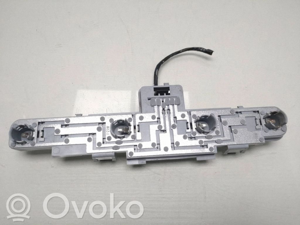 Opel Zafira B Takavalon polttimon suojan pidike
