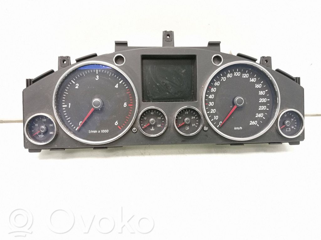 Volkswagen Touareg I Geschwindigkeitsmesser Cockpit
