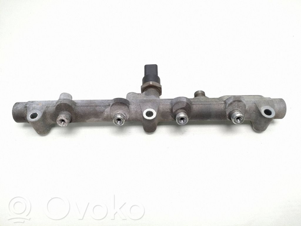 Suzuki Grand Vitara II Polttoainepääputki 