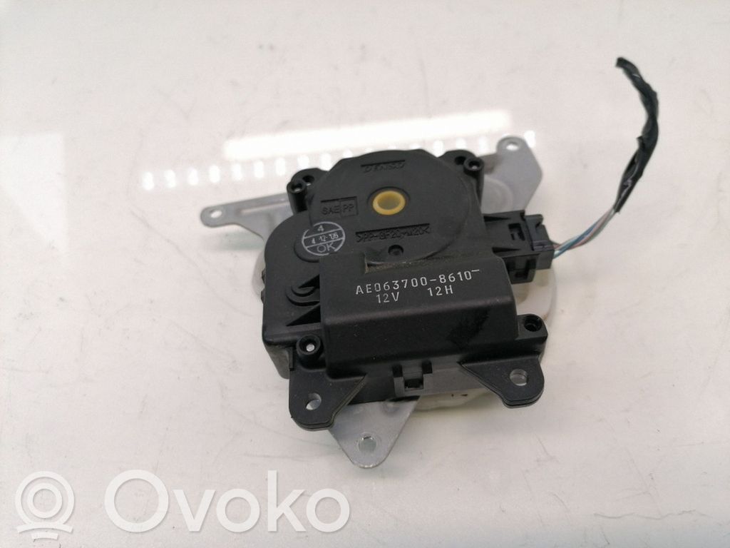 Toyota Avensis T250 Motor/actuator clapetă aer 