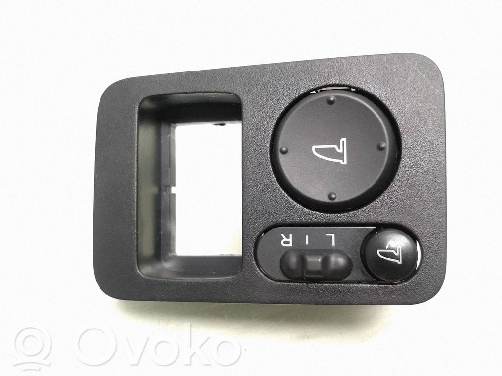 Honda CR-V Sivupeilin kytkin