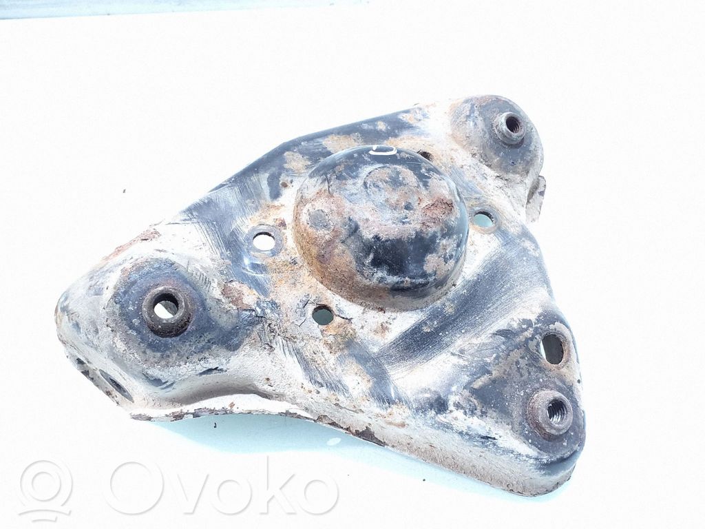 Volkswagen PASSAT B5 Mocowanie sprężyny amortyzatora