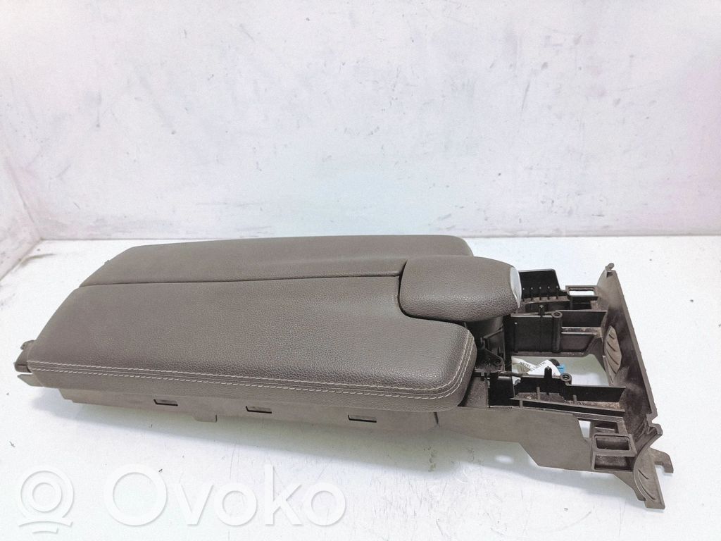 Mercedes-Benz CLS C218 X218 Podłokietnik tunelu środkowego