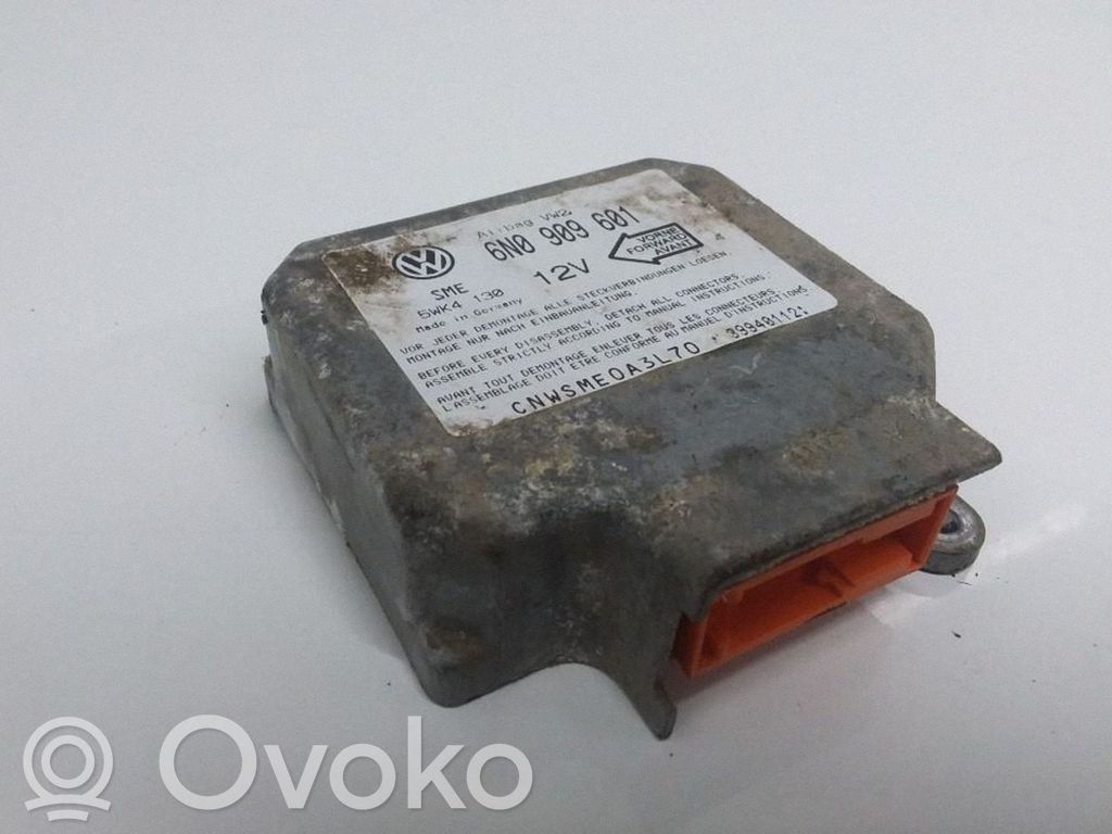 Volkswagen PASSAT B4 Centralina/modulo airbag
