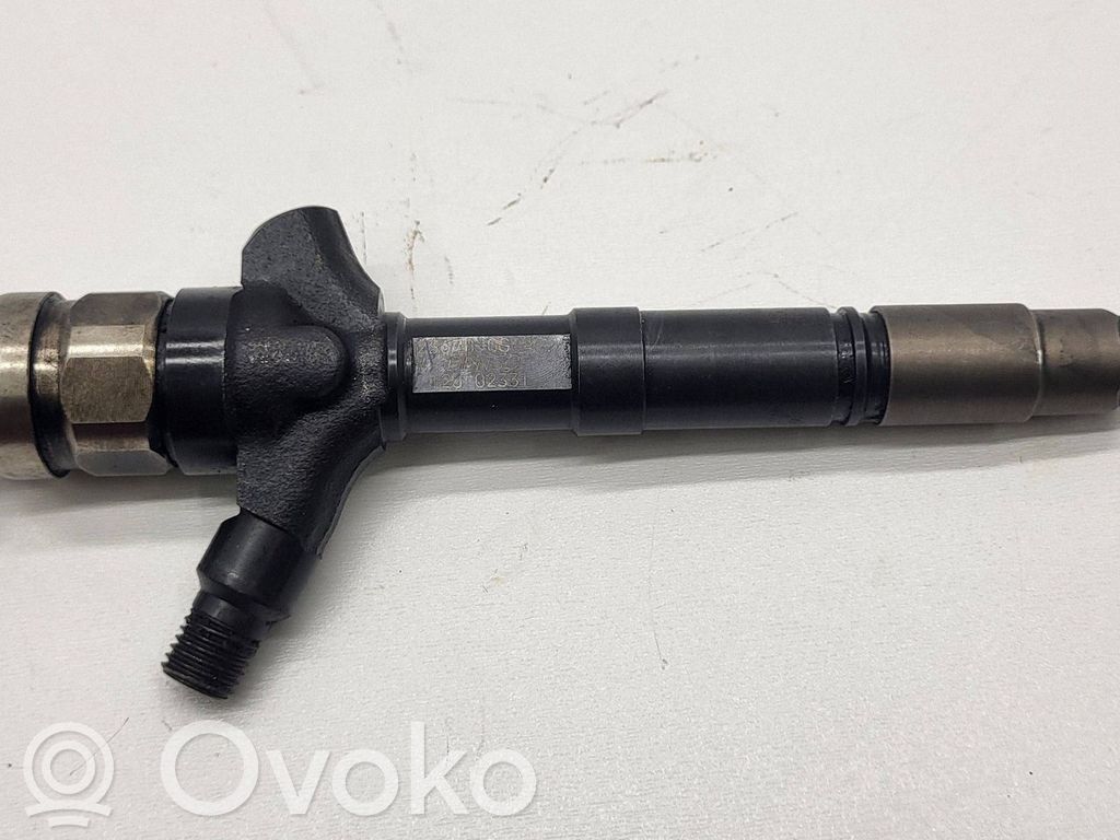 Toyota Avensis T250 Injector combustibil 
