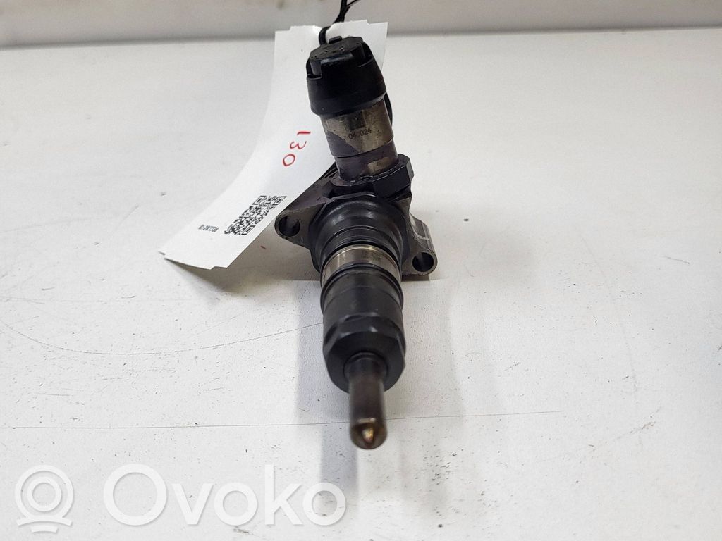 Volkswagen PASSAT B6 Injector combustibil 