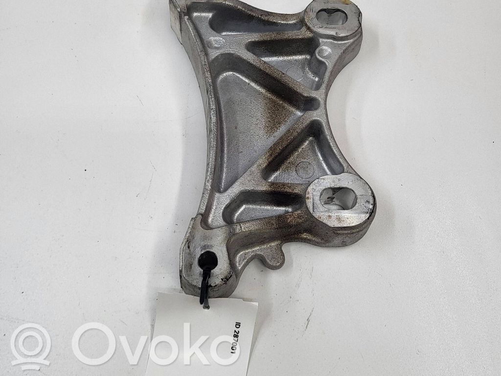Opel Vivaro Halterung Lager Motor