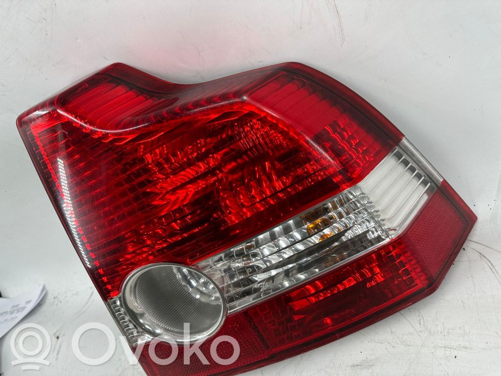 Volvo S40 Lampa przednia 