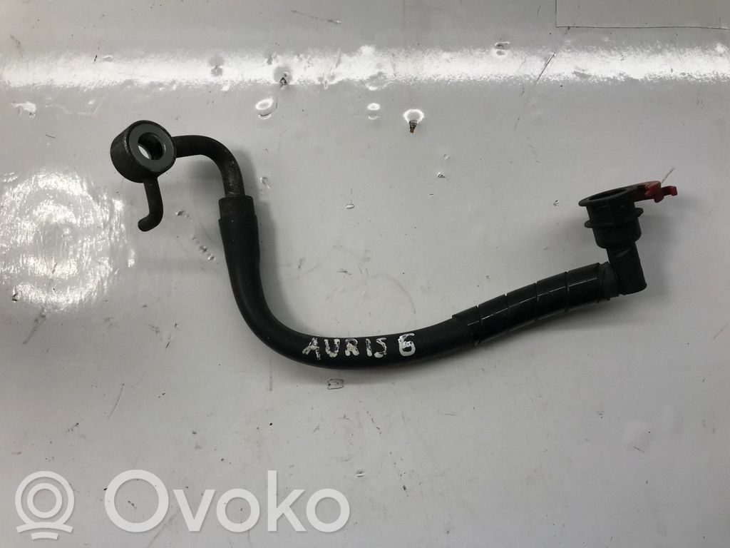 Toyota Auris 150 Przewód paliwowy wtryskiwacza 