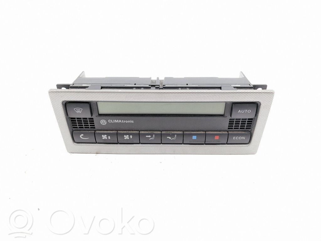 Volkswagen PASSAT B5 Ilmastoinnin ohjainlaite 