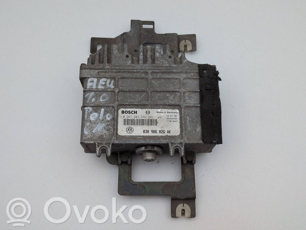 Volkswagen Polo Motorsteuergerät/-modul