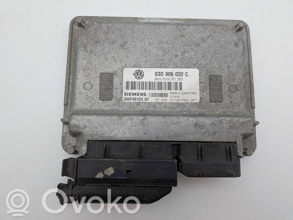 Volkswagen Polo VI Calculateur moteur ECU 
