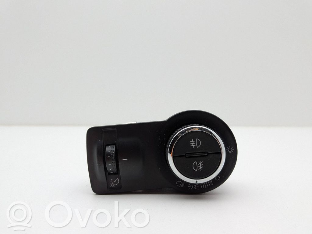 Opel Insignia A Light switch