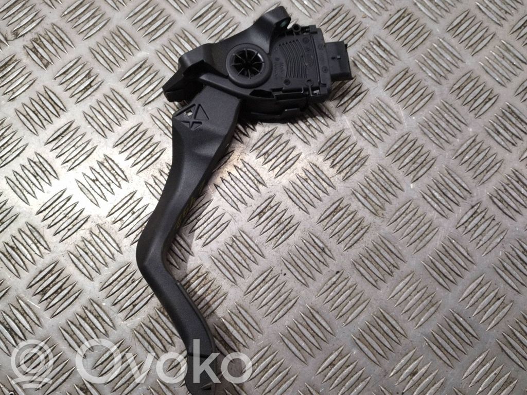 Peugeot 2008 I Gaspedal 