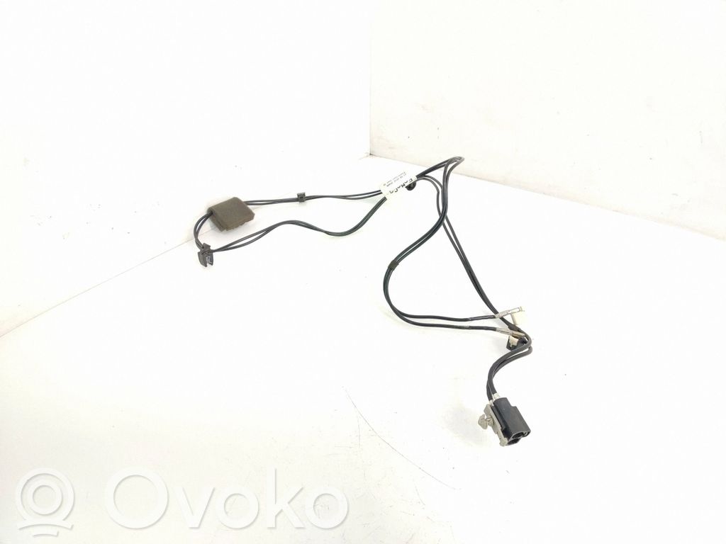 Ford Mondeo MK IV Antenas pastiprinātājs 