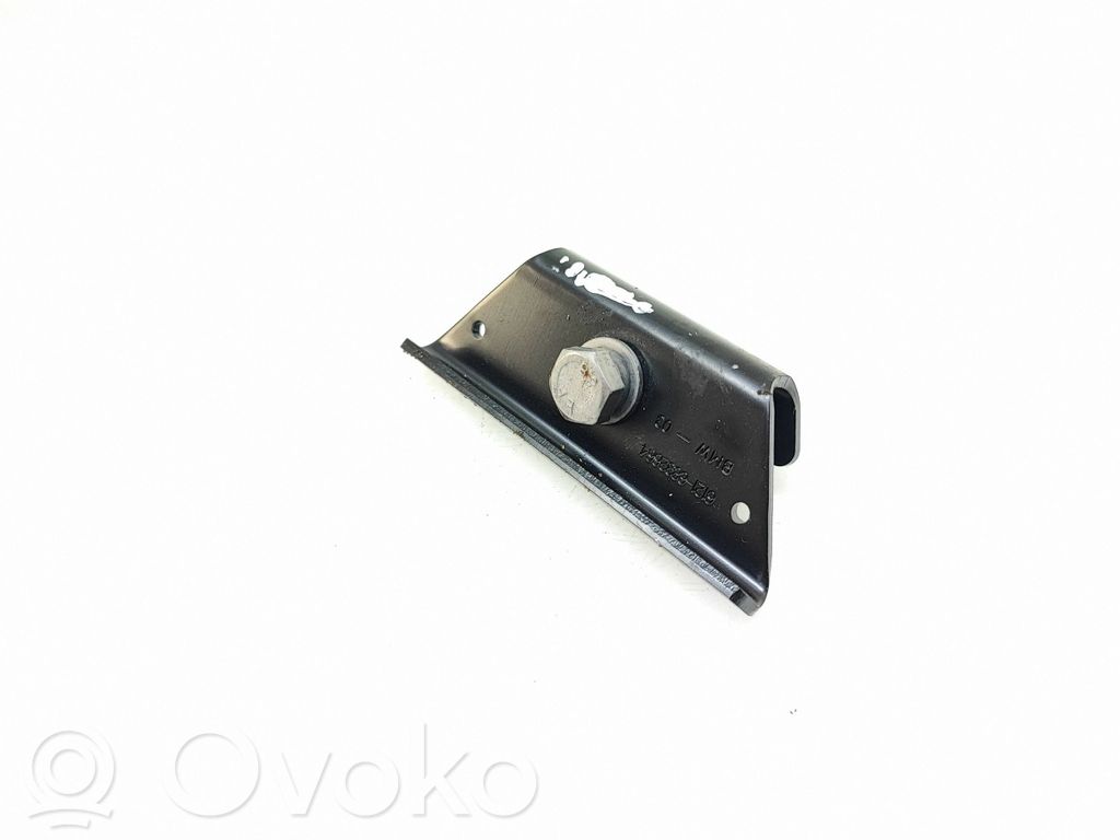 BMW 5 G30 G31 G38 Akumulatora stiprinājums