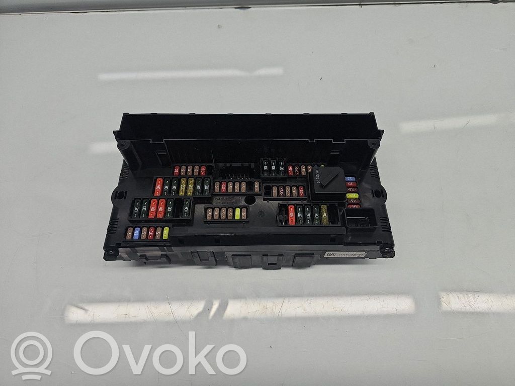 BMW 5 F10 F11 Sulakemoduuli 