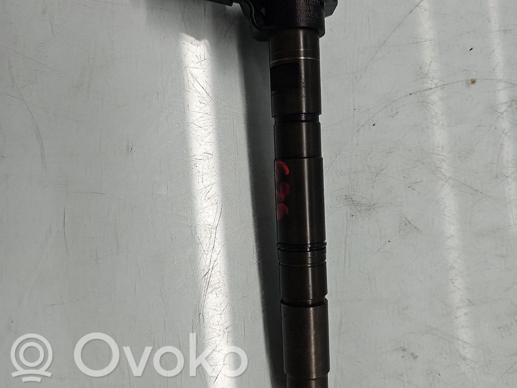 Audi A4 S4 B8 8K Wtryskiwacz paliwa 