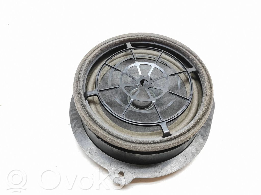 Audi A4 S4 B9 8W Difuzor ușă spate 