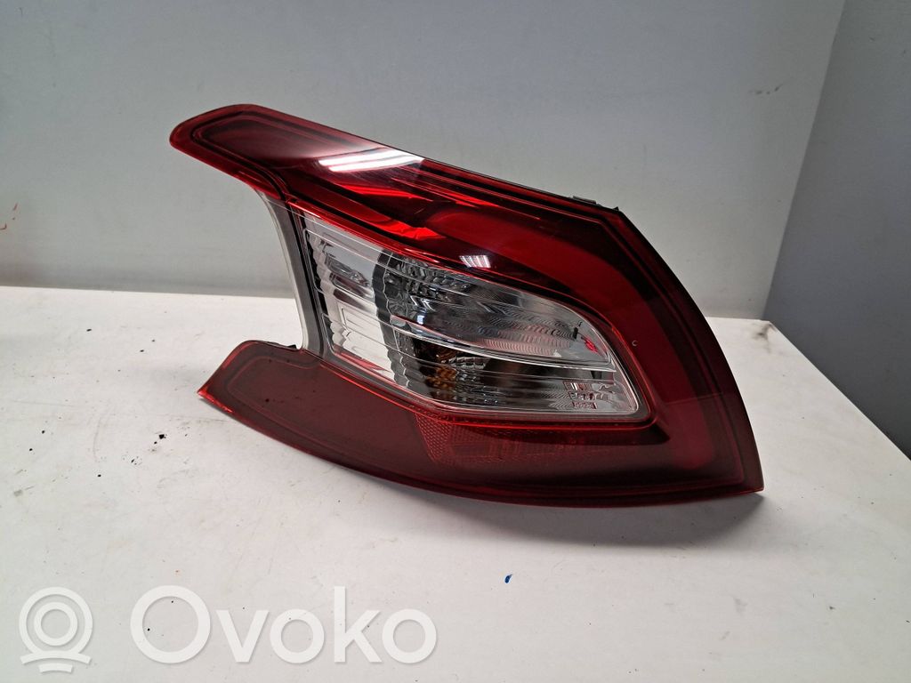 Peugeot 308 Luci posteriori 