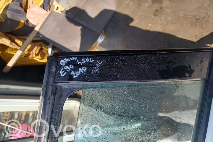 Rear door