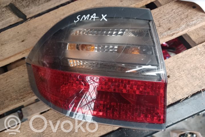 Rear/tail lights