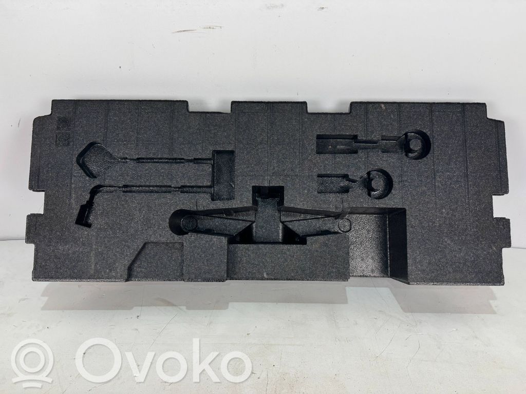 Mazda CX-5 Tool set 