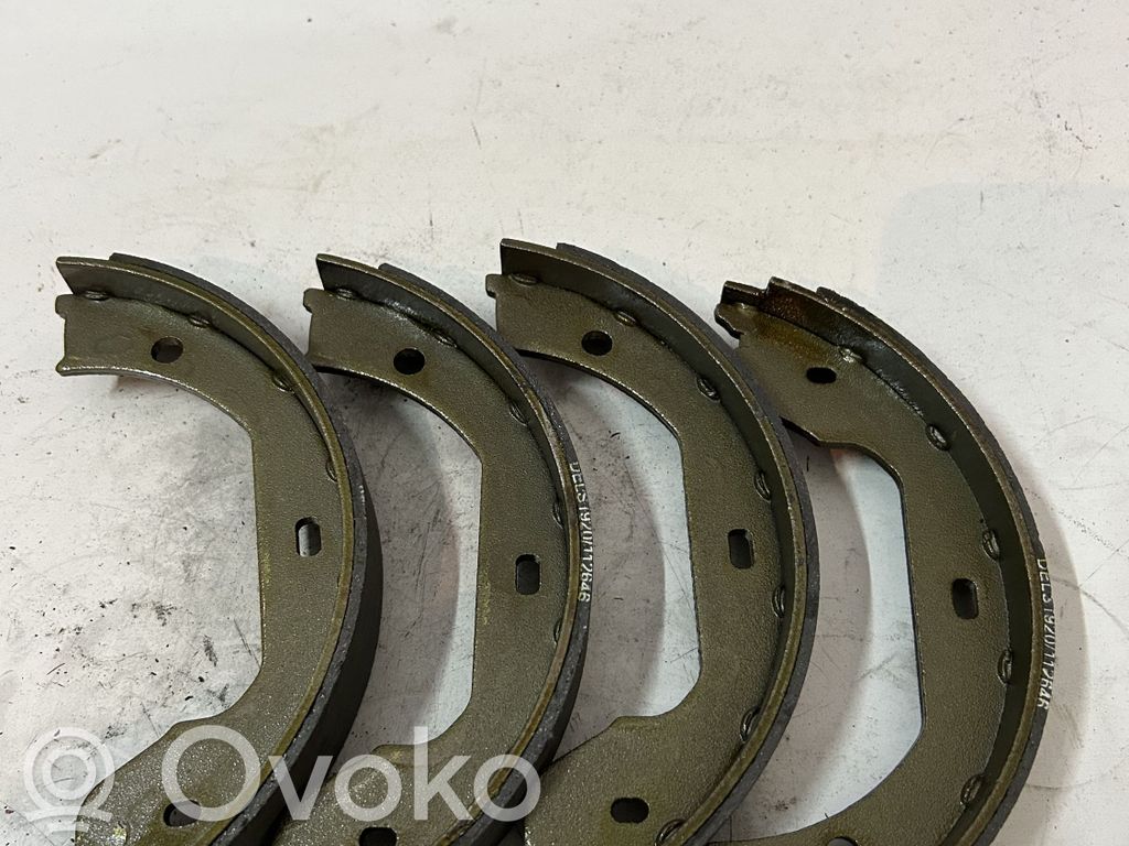 BMW 5 E39 Rankinio kaladėlės 
