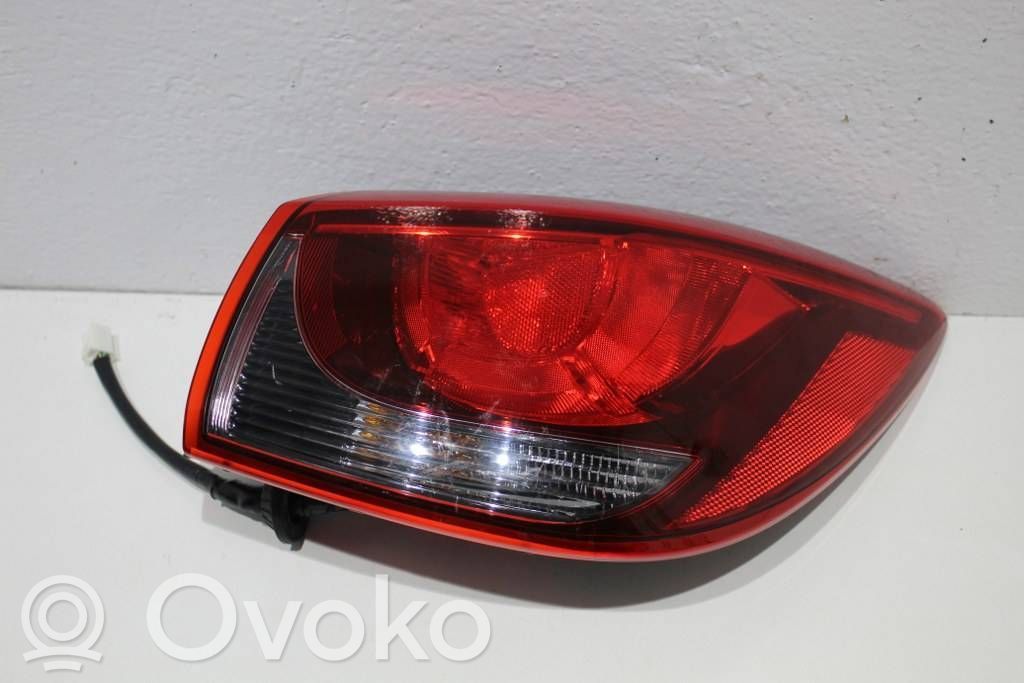 Rear/tail lights   DB5J51150,02R1S1,0128021B