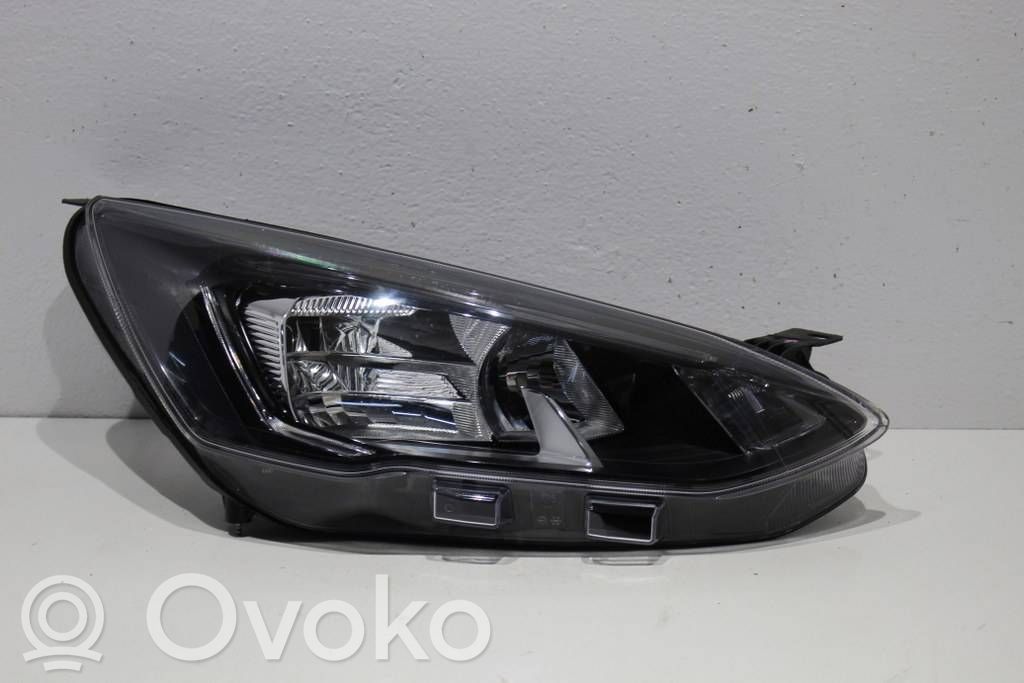 Ford Focus Headlight/headlamp 