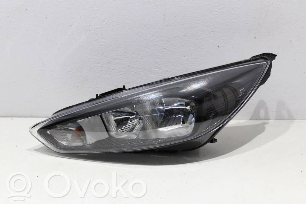 Ford Focus Faro/fanale 