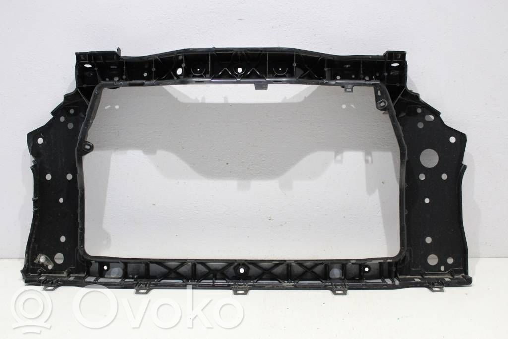 Renault Megane E-Tech Radiatorių panelė 