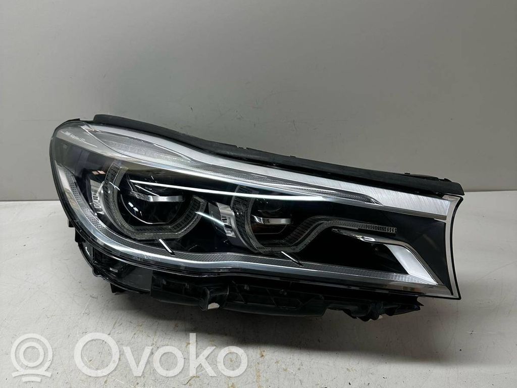 BMW 7 G11 G12 Lampa przednia 