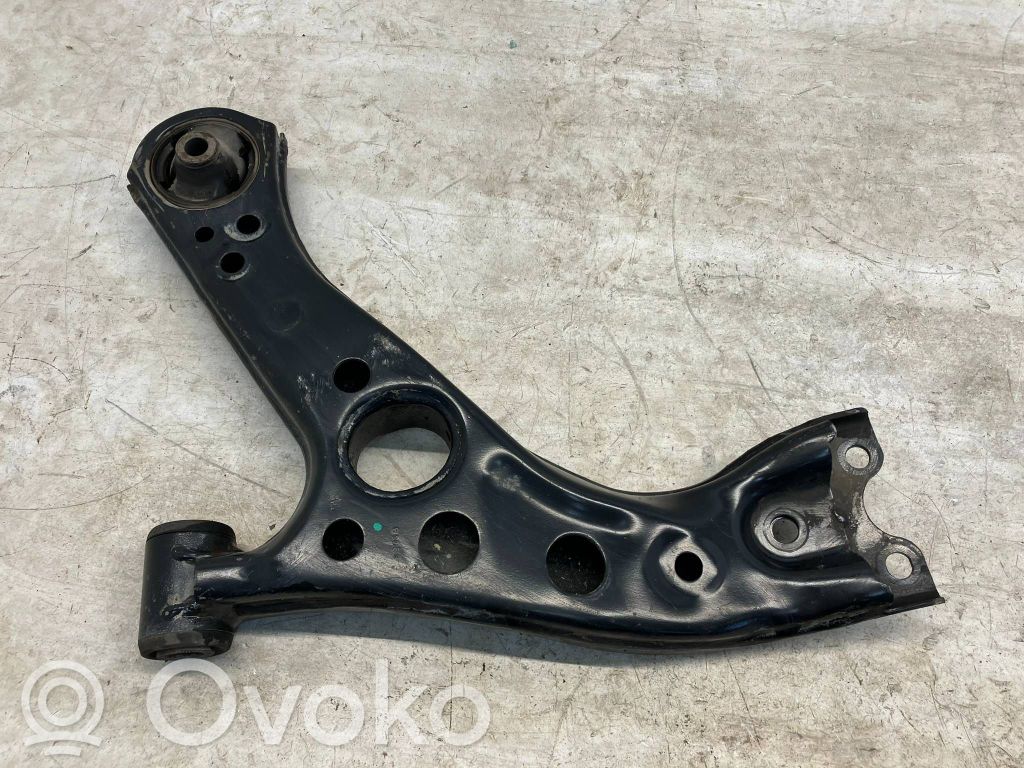Toyota Corolla E210 E21 Wahacz przedni 
